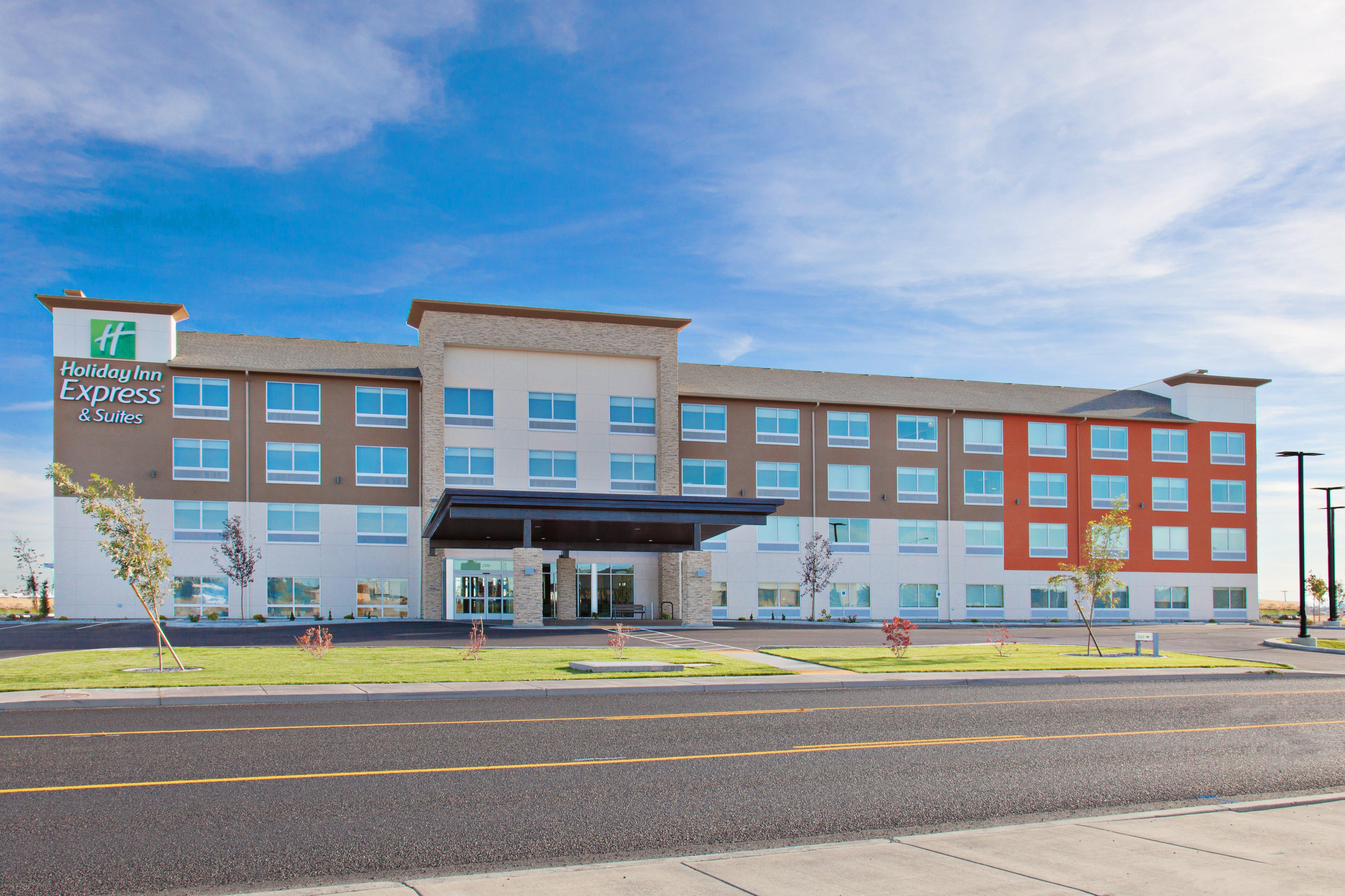 Holiday Inn Express & Suites - Moses Lake By Ihg Bagian luar foto