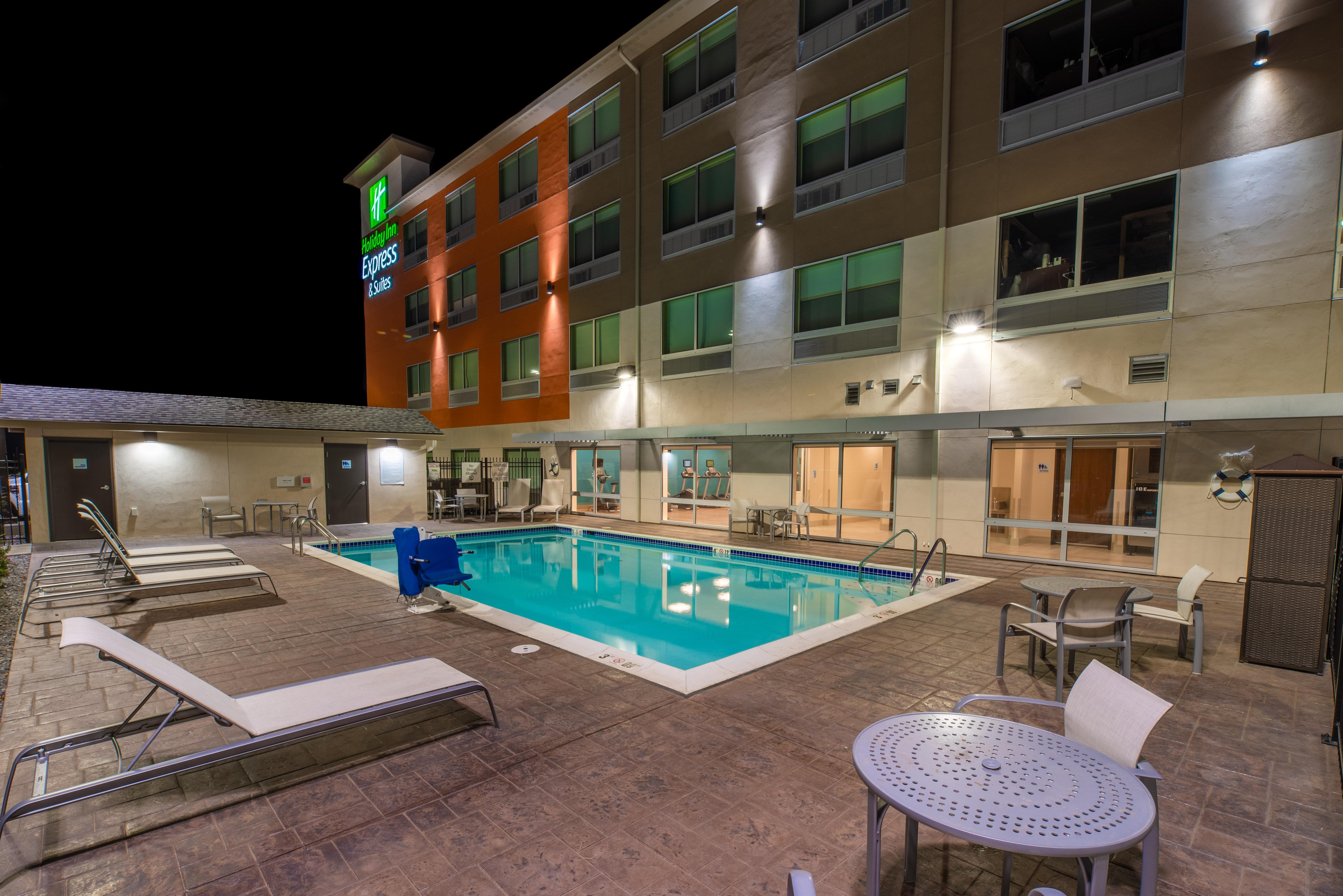 Holiday Inn Express & Suites - Moses Lake By Ihg Bagian luar foto