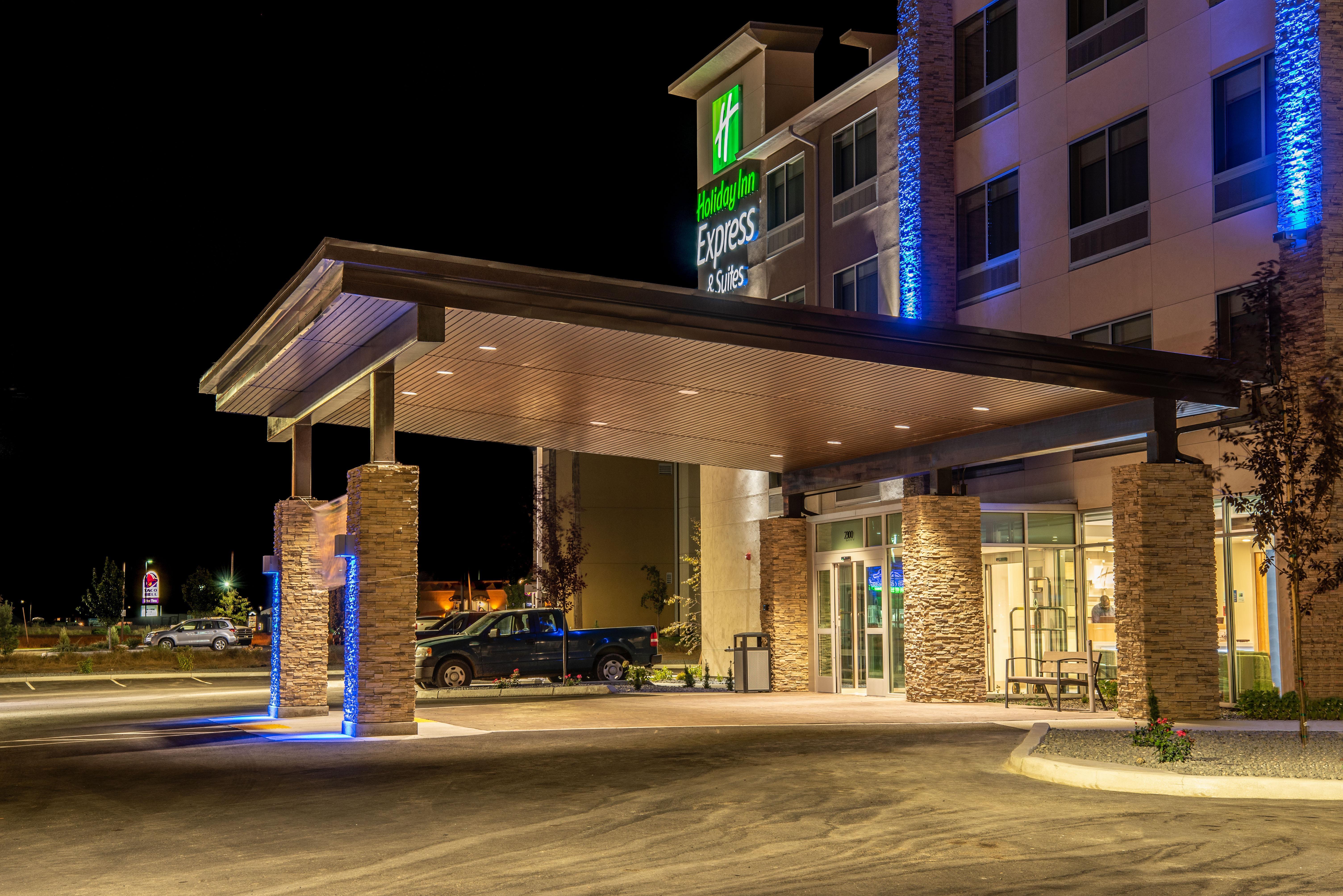 Holiday Inn Express & Suites - Moses Lake By Ihg Bagian luar foto